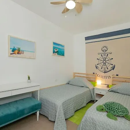 Lovely Spacious In San Isidro Tenerife Apartment *