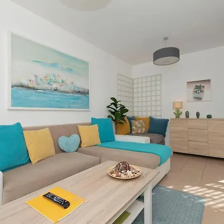 アパート Lovely Spacious In Tenerife サン・イシドロ